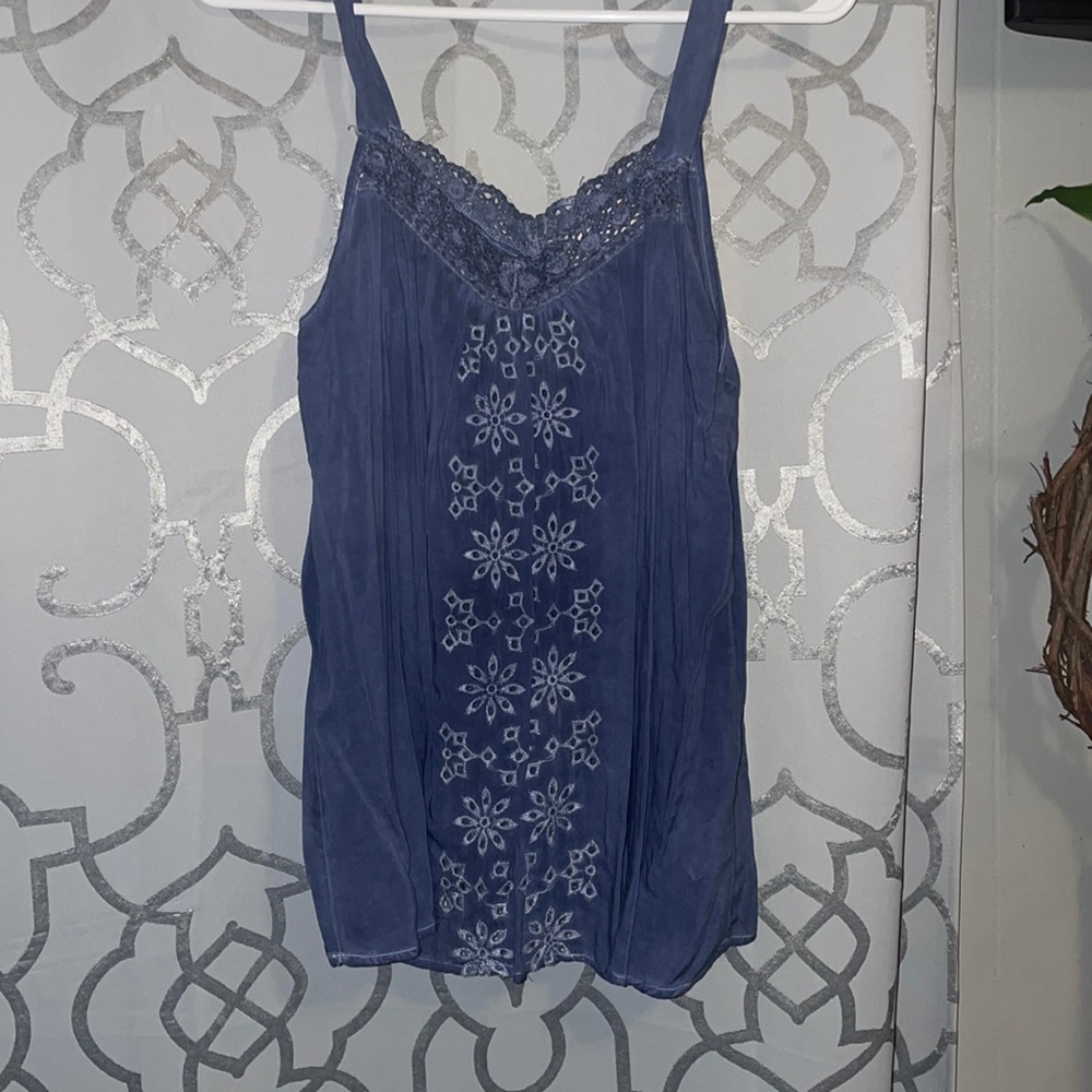 Super cute , and in good condition